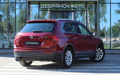 Volkswagen Tiguan II, 2019 год, 2 190 000 рублей, 3 фотография
