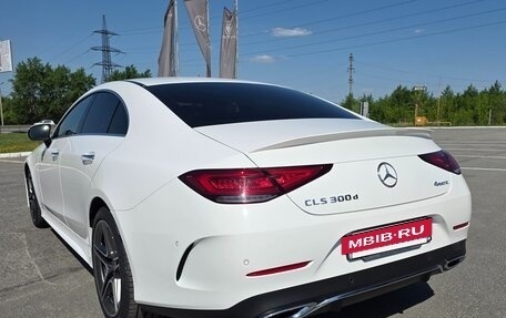 Mercedes-Benz CLS, 2022 год, 6 950 000 рублей, 3 фотография