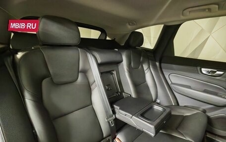 Volvo XC60 II, 2021 год, 4 500 000 рублей, 17 фотография