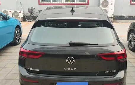 Volkswagen Golf VIII, 2022 год, 1 830 000 рублей, 2 фотография