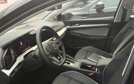 Volkswagen Golf VIII, 2022 год, 1 830 000 рублей, 5 фотография