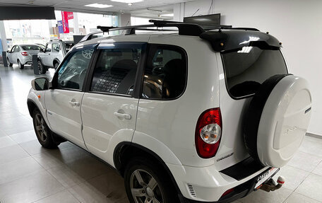 Chevrolet Niva I рестайлинг, 2010 год, 260 000 рублей, 6 фотография