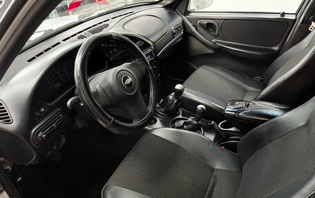 Chevrolet Niva I рестайлинг, 2010 год, 260 000 рублей, 9 фотография