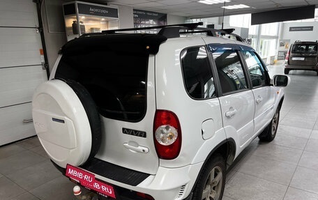Chevrolet Niva I рестайлинг, 2010 год, 260 000 рублей, 4 фотография