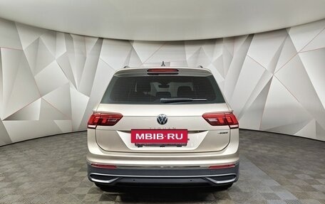 Volkswagen Tiguan II, 2021 год, 3 350 000 рублей, 8 фотография