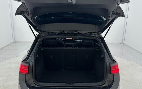 Volkswagen Golf VIII, 2022 год, 1 800 000 рублей, 7 фотография