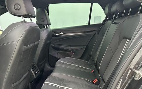 Volkswagen Golf VIII, 2022 год, 1 800 000 рублей, 9 фотография
