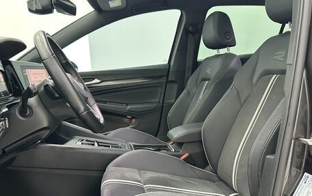 Volkswagen Golf VIII, 2022 год, 1 800 000 рублей, 8 фотография