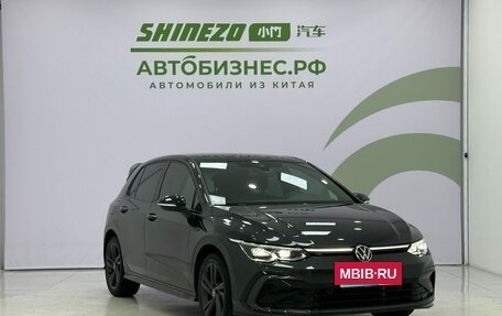 Volkswagen Golf VIII, 2022 год, 1 800 000 рублей, 3 фотография