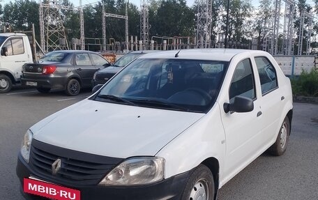 Renault Logan I, 2014 год, 400 000 рублей, 3 фотография