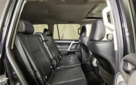 Toyota Land Cruiser Prado 150 рестайлинг 2, 2020 год, 5 400 000 рублей, 16 фотография
