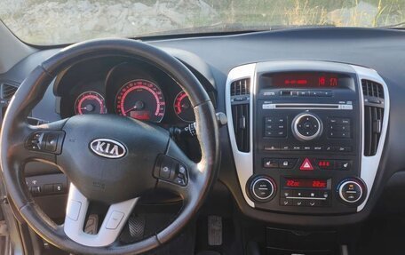 KIA cee'd I рестайлинг, 2010 год, 520 000 рублей, 6 фотография