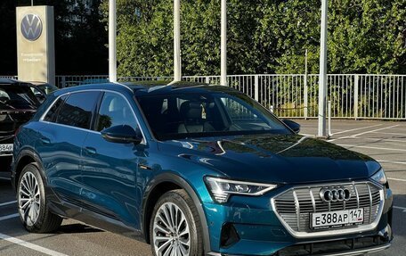 Audi e-tron I, 2019 год, 5 290 000 рублей, 1 фотография