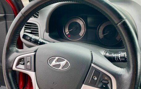 Hyundai Solaris II рестайлинг, 2011 год, 880 000 рублей, 35 фотография