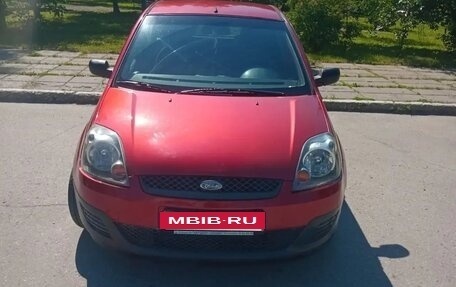 Ford Fiesta, 2006 год, 365 000 рублей, 2 фотография