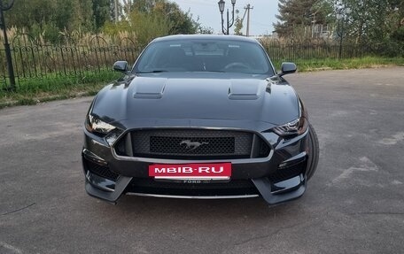 Ford Mustang VI рестайлинг, 2020 год, 2 800 000 рублей, 6 фотография