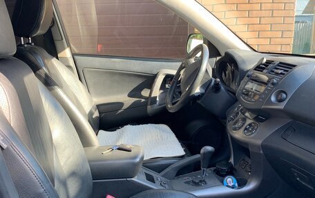 Toyota RAV4, 2012 год, 1 850 000 рублей, 4 фотография