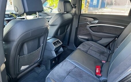 Audi e-tron I, 2019 год, 5 290 000 рублей, 17 фотография