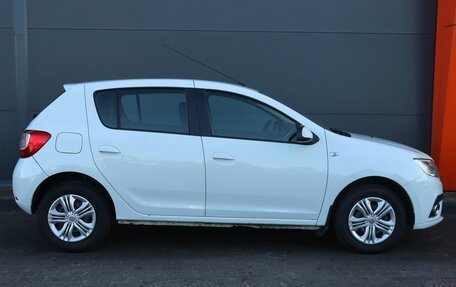 Renault Sandero II рестайлинг, 2019 год, 1 279 000 рублей, 3 фотография