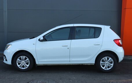 Renault Sandero II рестайлинг, 2019 год, 1 279 000 рублей, 2 фотография