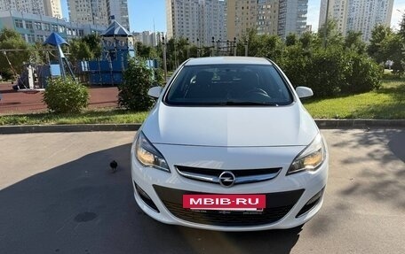 Opel Astra J, 2013 год, 1 100 000 рублей, 2 фотография