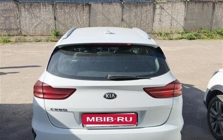 KIA cee'd III, 2019 год, 1 400 000 рублей, 10 фотография