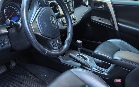 Toyota RAV4, 2013 год, 1 790 000 рублей, 6 фотография