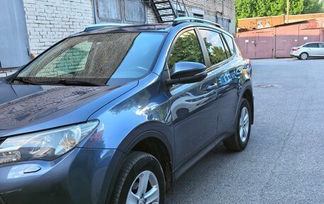 Toyota RAV4, 2013 год, 1 790 000 рублей, 2 фотография