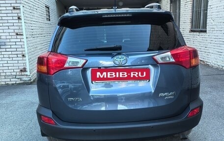 Toyota RAV4, 2013 год, 1 790 000 рублей, 9 фотография