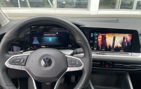 Volkswagen Golf VIII, 2020 год, 1 949 000 рублей, 3 фотография