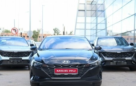 Hyundai Elantra, 2021 год, 2 130 000 рублей, 2 фотография