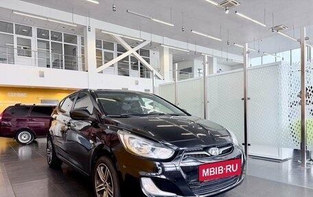 Hyundai Solaris II рестайлинг, 2012 год, 599 000 рублей, 3 фотография