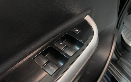 Mitsubishi L200 IV рестайлинг, 2021 год, 2 850 000 рублей, 11 фотография