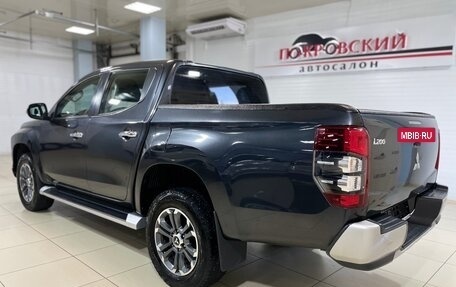 Mitsubishi L200 IV рестайлинг, 2021 год, 2 850 000 рублей, 8 фотография