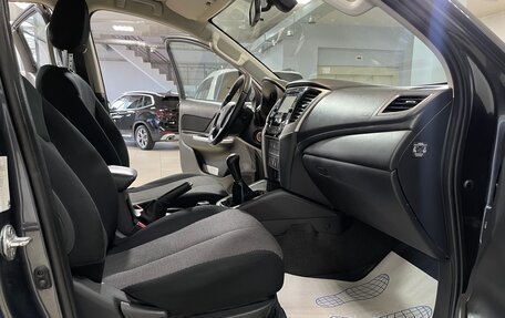 Mitsubishi L200 IV рестайлинг, 2021 год, 2 850 000 рублей, 16 фотография