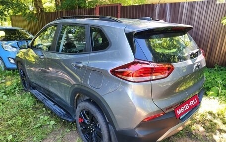 Chevrolet Tracker, 2022 год, 1 850 000 рублей, 3 фотография