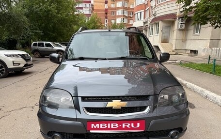 Chevrolet Niva I рестайлинг, 2019 год, 770 000 рублей, 2 фотография