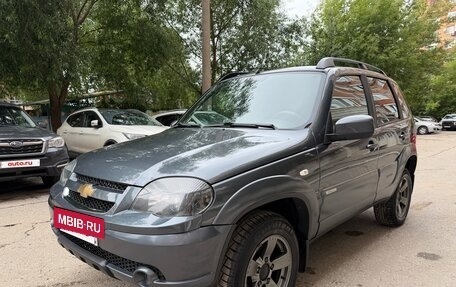 Chevrolet Niva I рестайлинг, 2019 год, 770 000 рублей, 3 фотография