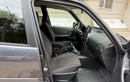 Chevrolet Niva I рестайлинг, 2019 год, 770 000 рублей, 23 фотография