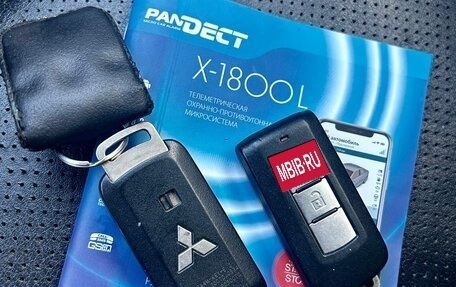 Mitsubishi Outlander III рестайлинг 3, 2012 год, 1 200 000 рублей, 9 фотография