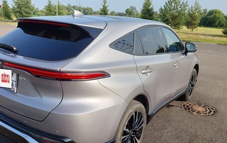 Toyota Venza, 2022 год, 4 630 000 рублей, 3 фотография