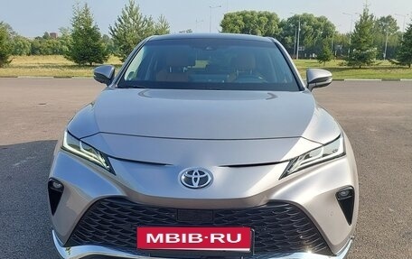 Toyota Venza, 2022 год, 4 630 000 рублей, 17 фотография