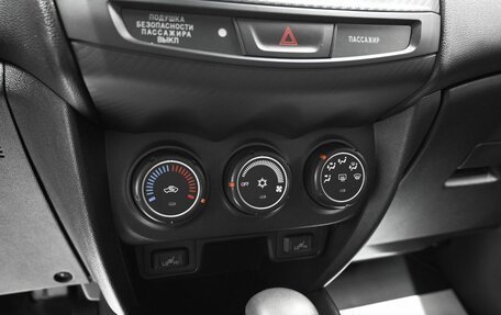 Mitsubishi ASX I рестайлинг, 2014 год, 1 575 000 рублей, 14 фотография