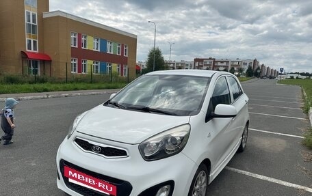KIA Picanto II, 2011 год, 735 000 рублей, 2 фотография