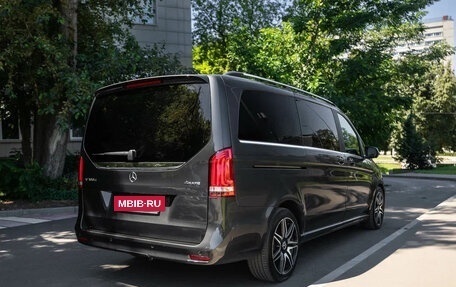 Mercedes-Benz V-Класс, 2022 год, 7 650 000 рублей, 9 фотография