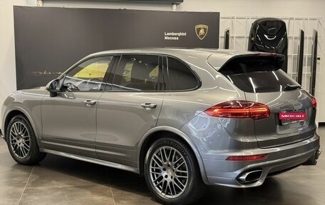 Porsche Cayenne III, 2015 год, 3 798 000 рублей, 10 фотография