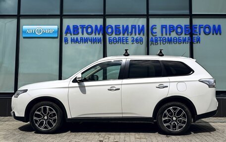 Mitsubishi Outlander III рестайлинг 3, 2014 год, 1 399 000 рублей, 2 фотография