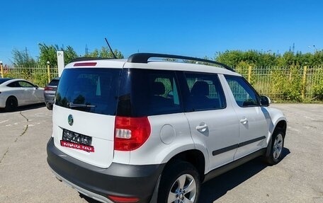 Skoda Yeti I рестайлинг, 2012 год, 999 000 рублей, 2 фотография