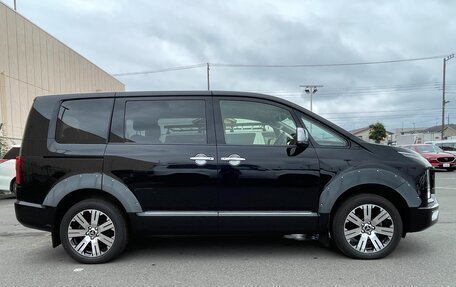 Mitsubishi Delica D:5 I, 2022 год, 2 840 203 рублей, 4 фотография