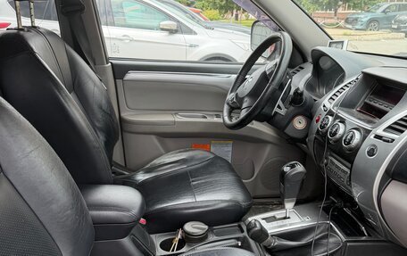 Mitsubishi Pajero Sport II рестайлинг, 2013 год, 1 300 000 рублей, 3 фотография
